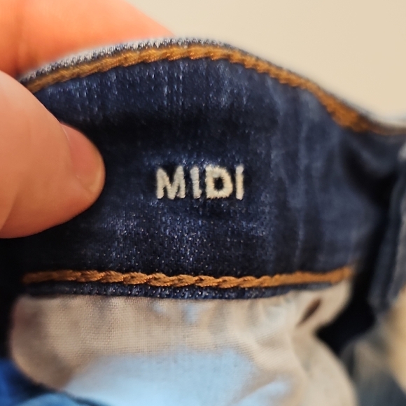 American Eagle Dark Blue Jean Shorts - Picture 7 of 9